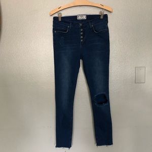 Free People Button Fly Raw Hem Skinny Jeans 28